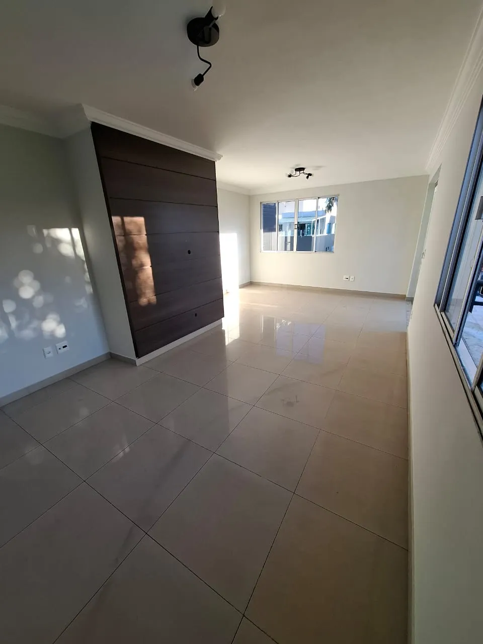 sala jantar — Apartamento de 4 quartos no Castelo, um por andar